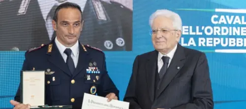 Firenze, onorificenza al poliziotto Giuseppe Fattore: salvò i feriti dopo lo schianto di un autobus