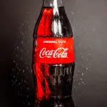 Coca Cola fa male o fa bene: verità, miti e realtà su una bevanda iconica