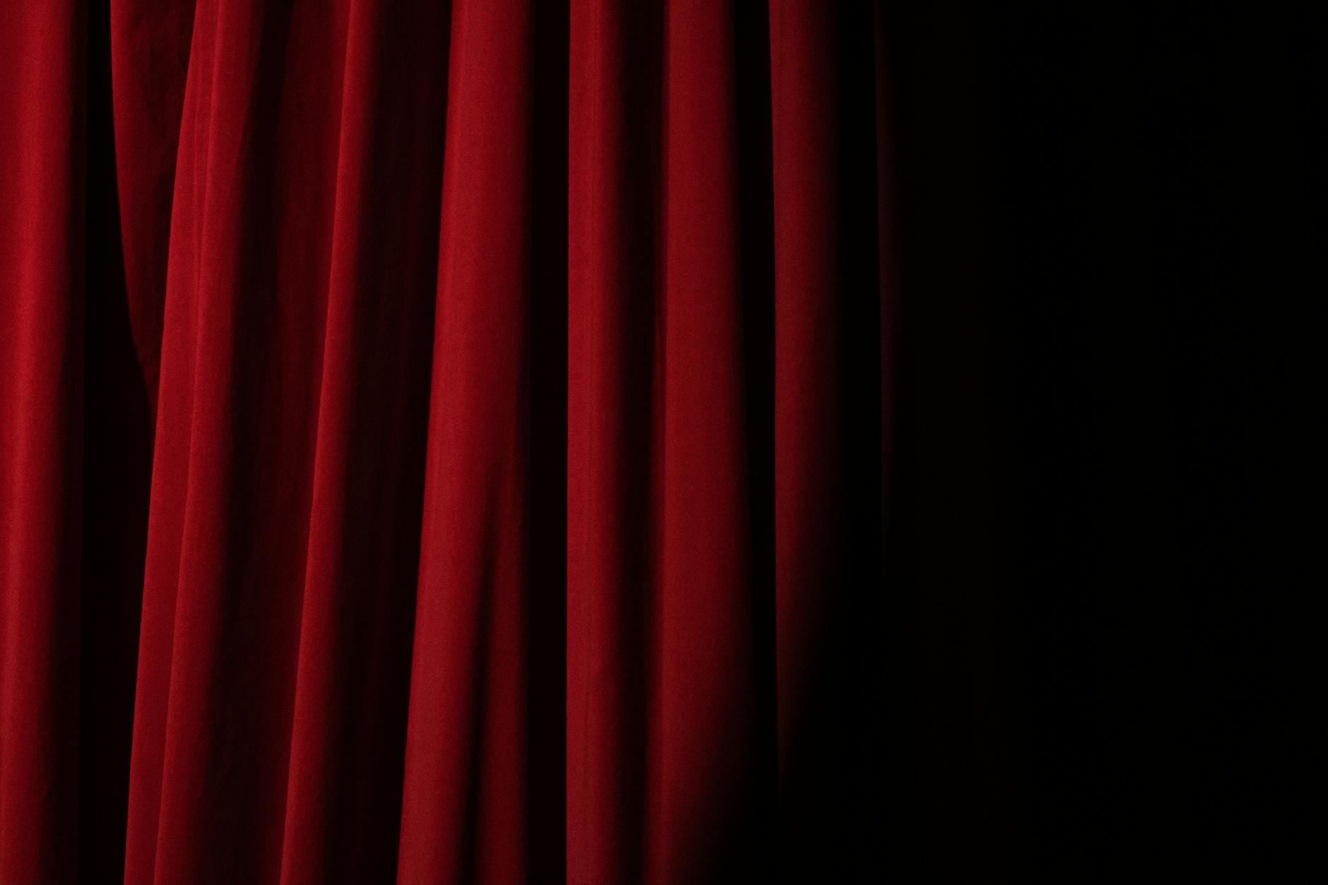 Firenze, “Attraversamenti umani” unisce teatro, scuole e Gorgona