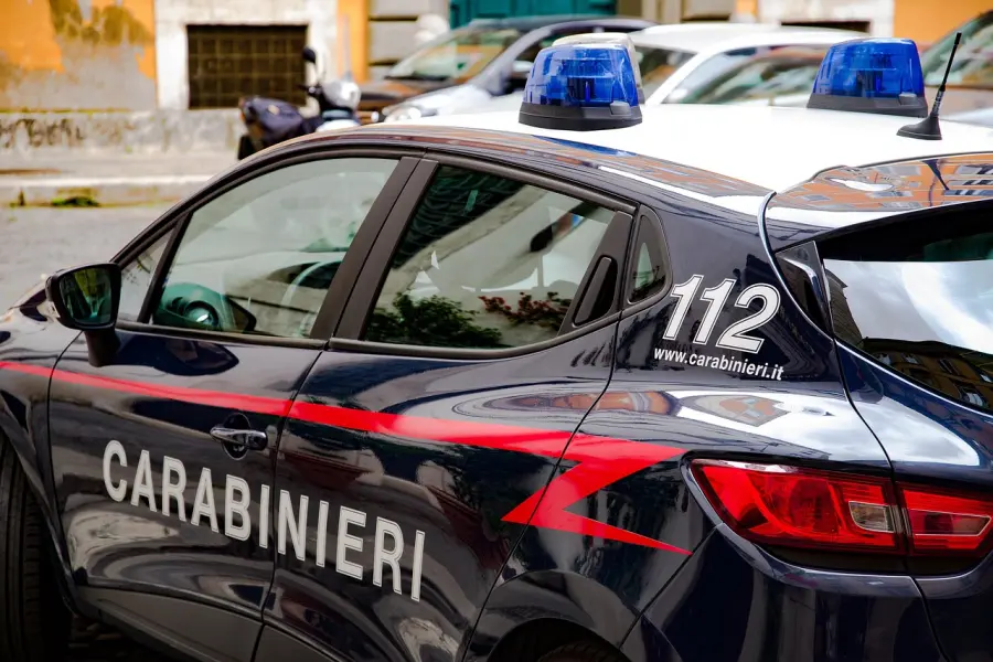 Truffa del finto carabiniere a Firenze: arrestati 24enne e 17enne